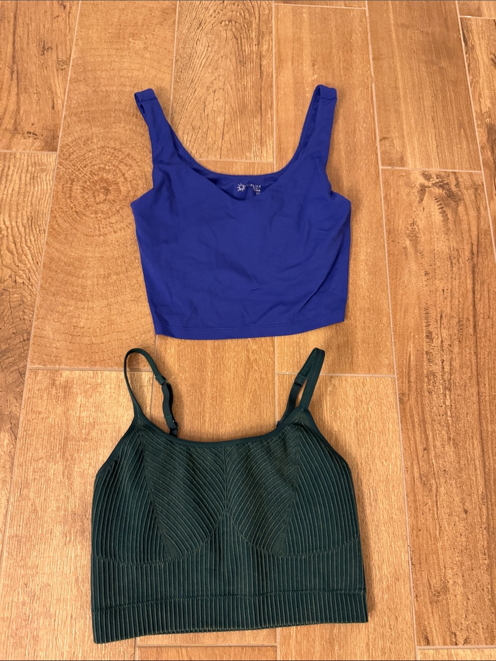 Sports Bra/Cropped Tank from Aerie